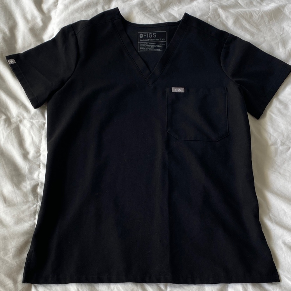 Figs Women’s XS Black Caterina One Pocket Scrub Top